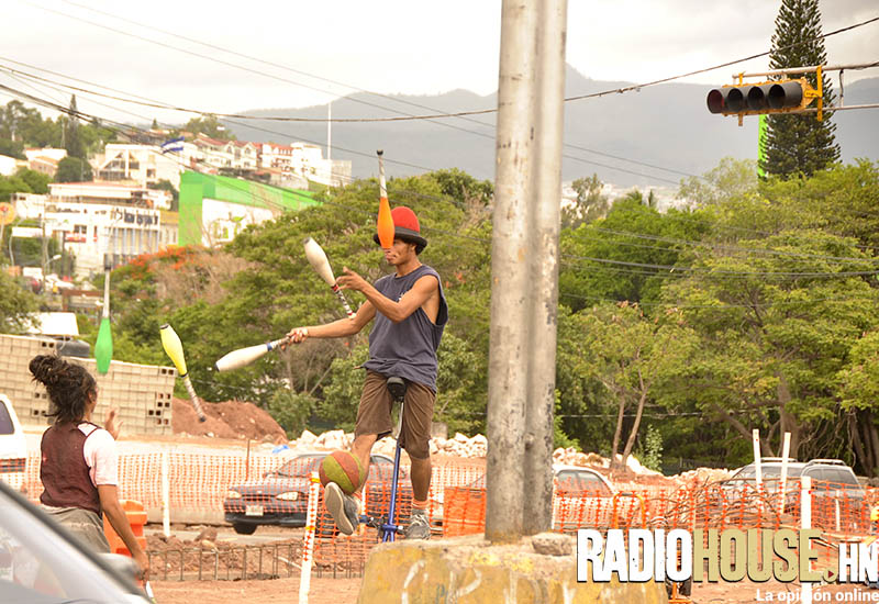 ARTISTAS SALVADOREÑOS_RADIOHOUSE (1)