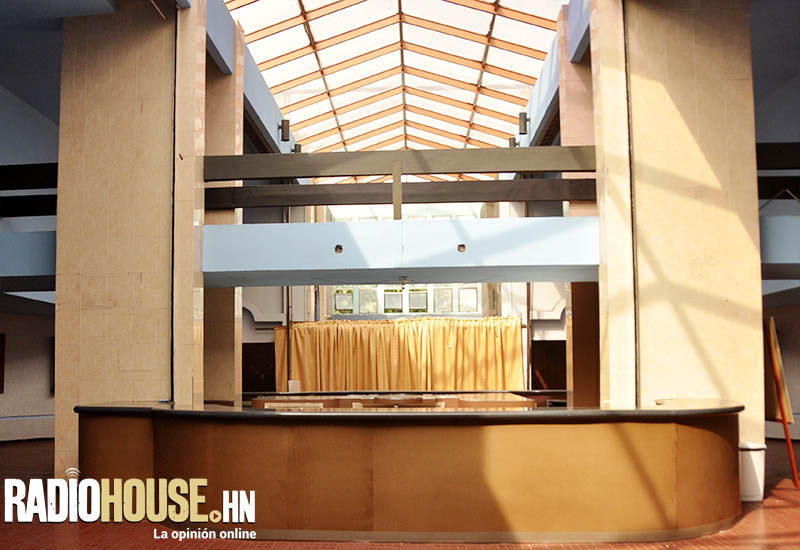 Q PASO CON EL CENTRO COMERCIAL CENTRO AMERICA_RADIOHOUSE (27)
