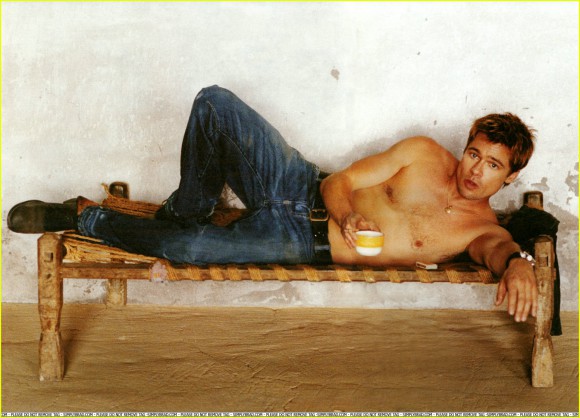 Brad-Pitt-nude-desnudo-sexy-2-580×418