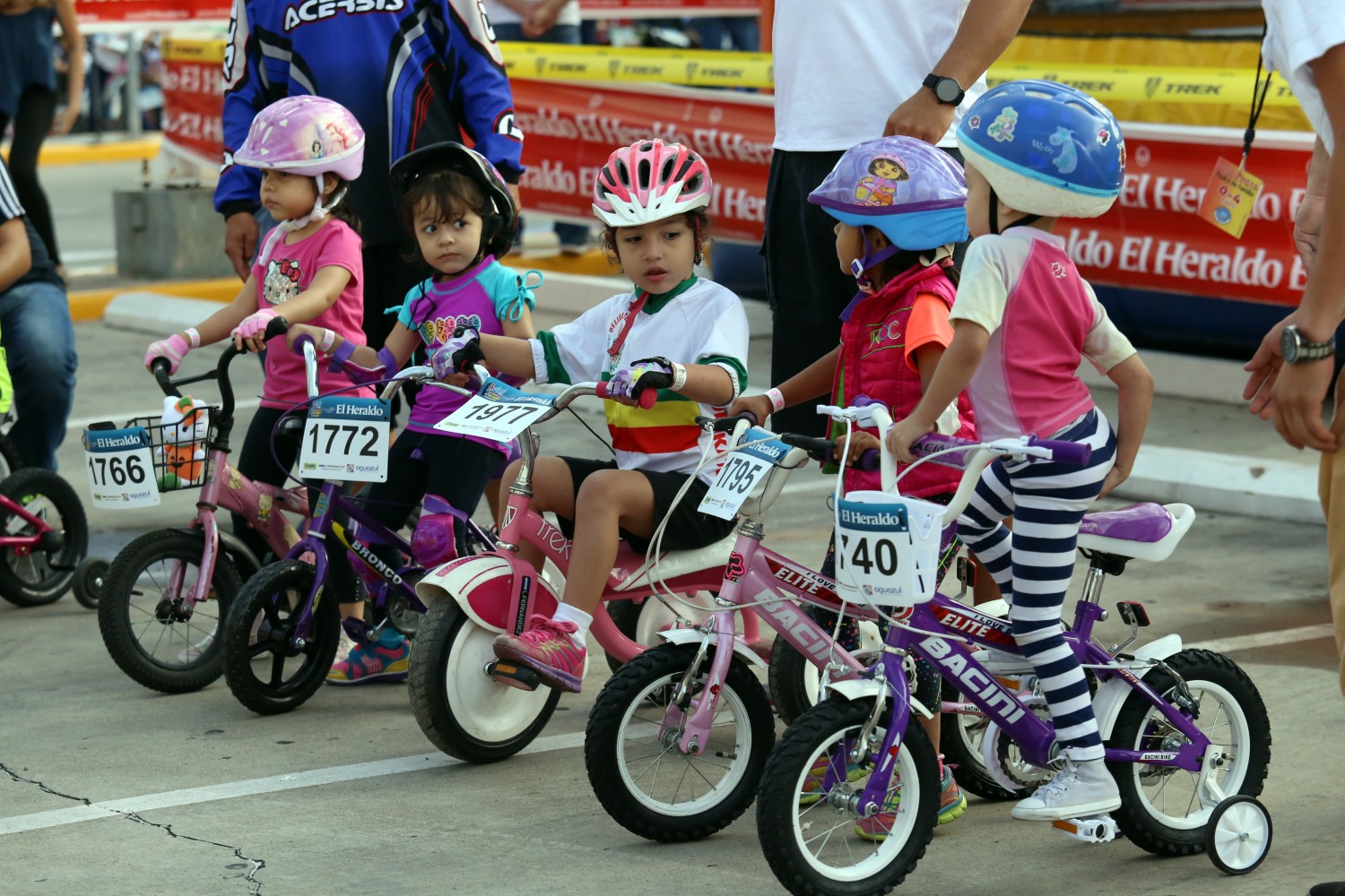 RS896597_MS-vuelta niÃ±os-9