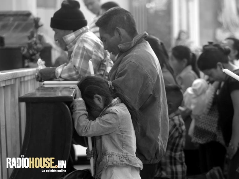 Virgen de Suyapa_ RadioHouse (10)
