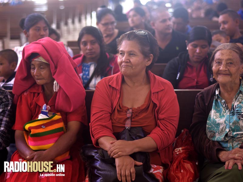 Virgen de Suyapa_ RadioHouse (11)