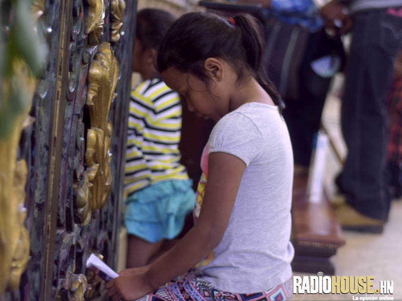 Virgen de Suyapa_ RadioHouse (13)