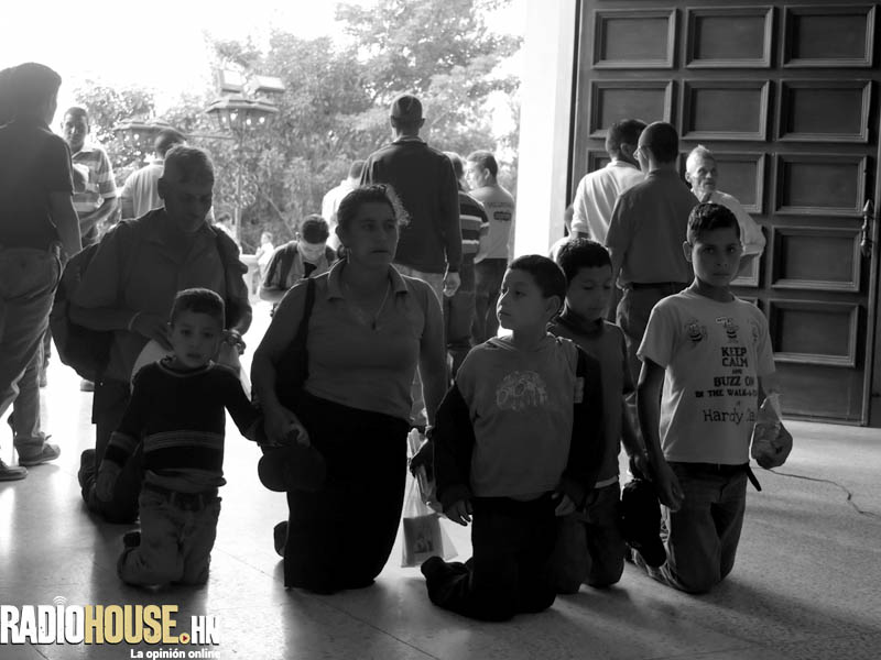 Virgen de Suyapa_ RadioHouse (16)