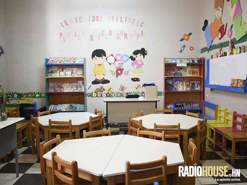 Biblioteca ALCALDIA_Tegucigalpa_RADIOHOUSE (116)