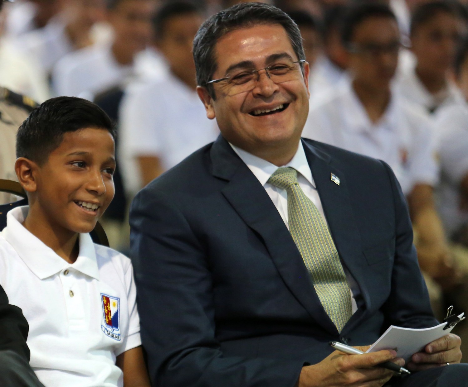 CARLOS FLORES 3