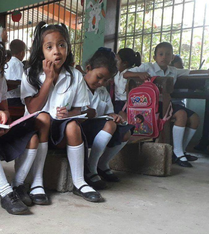Escuela_honduraS_olancho