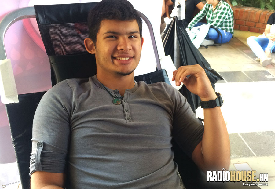 Donar-Sangre_radiohouse-4
