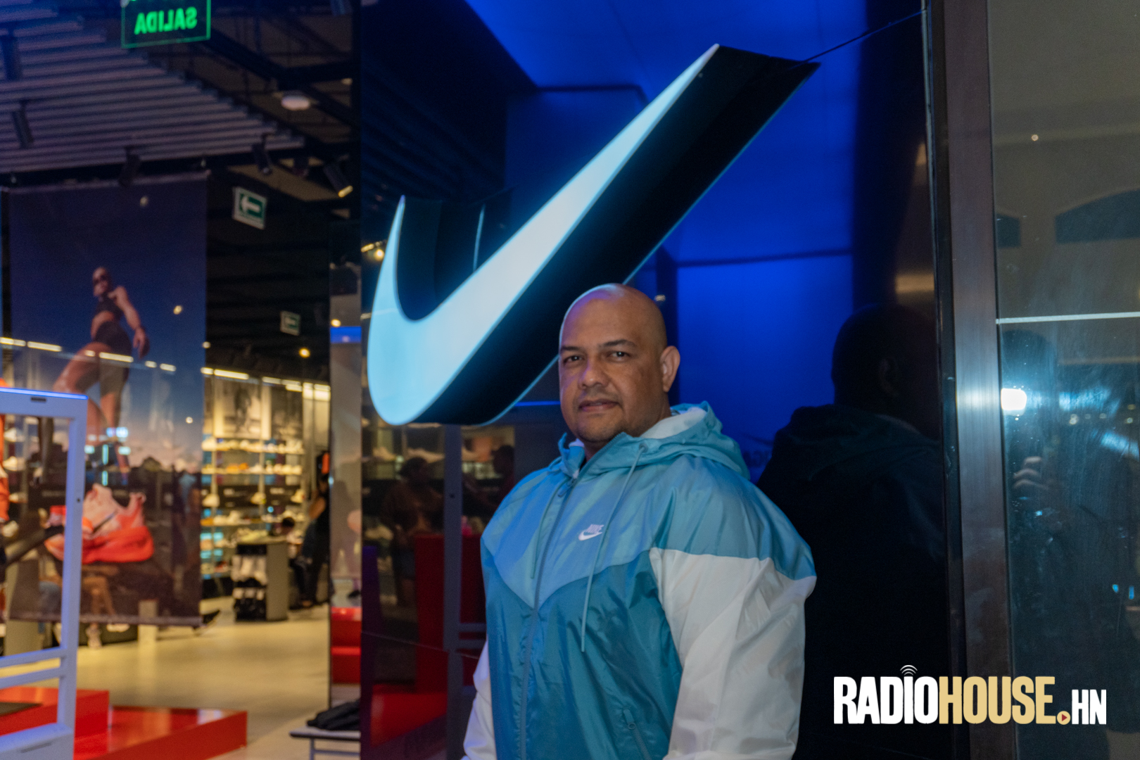 Nike Store sumba mama-8