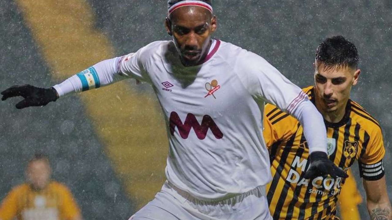 Jose Rochez Golazo de Bryan Róchez en el empate del Leixões - RadioHouse